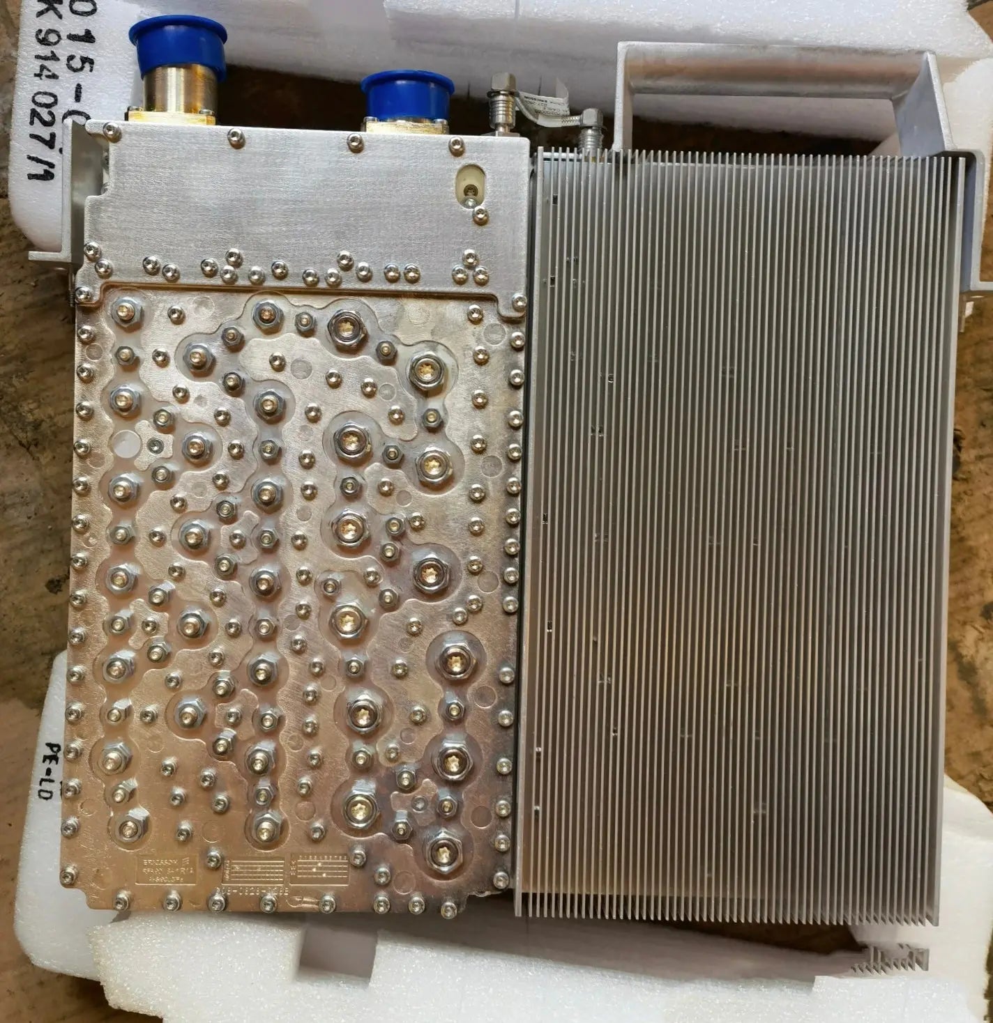 KRC 118 65/2 RUS 01 B3 Radio Unit For Ericsson