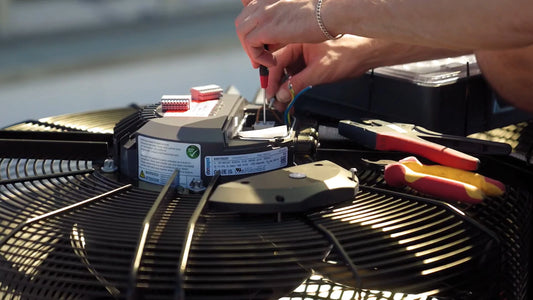 ebm-papst AxiBlade fan: High-Performance Axial Fans for HVAC & Refrigeration